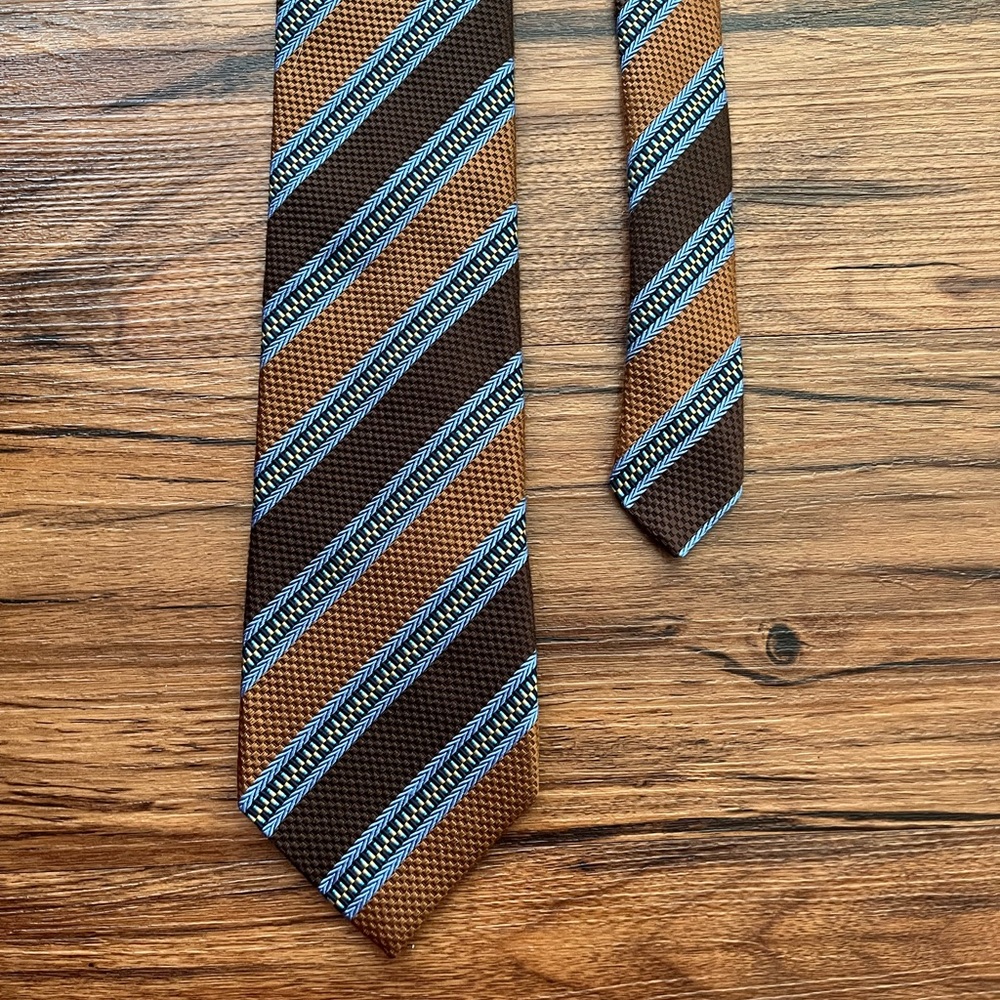 XMI Platinum Woven Brown & Blue Striped 100% Silk Tie